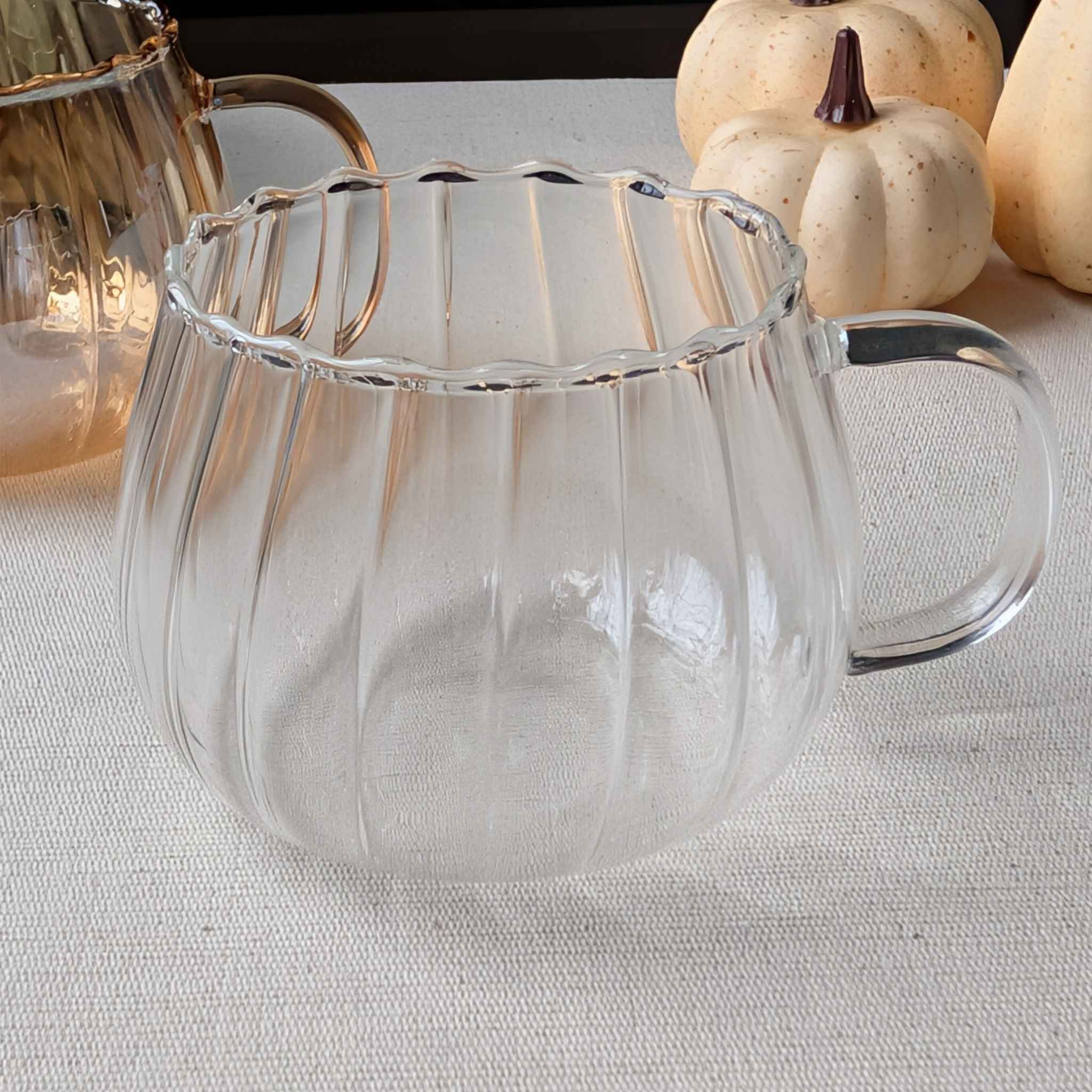 Lightweight clear pumpkin-shaped glass mug
